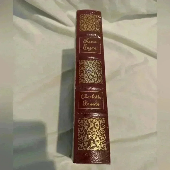 Lot Of 2, Jane Eyre By Charlotte Bronte, And Walden By Thoreau - Picture 2 of 10